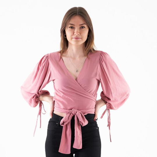 Drawstring balloon sleeve wrap