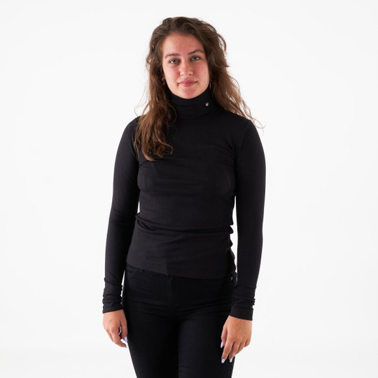 Inst embroidery rib rollneck