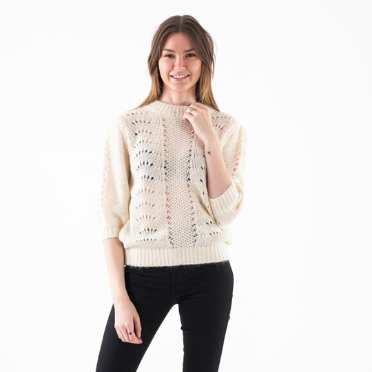 Short balloon sleeve knit