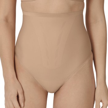 Triumph Trusser Shape Smart Highwaist Thong Beige Large Dame