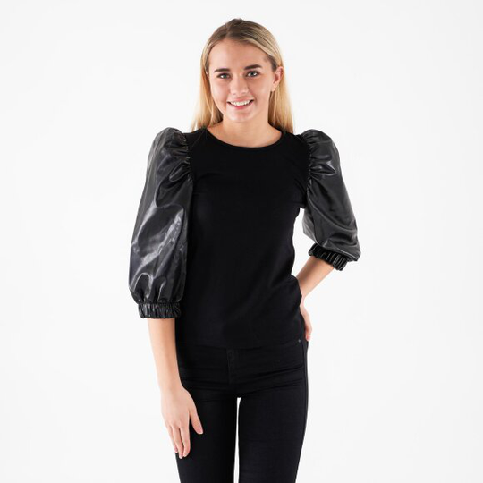 Pclena 3/4 top