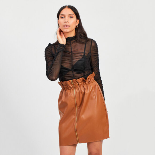 Viffa rouching detail mesh top