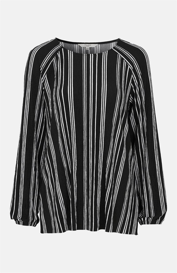 Stribet bluse i letkrøllet jersey