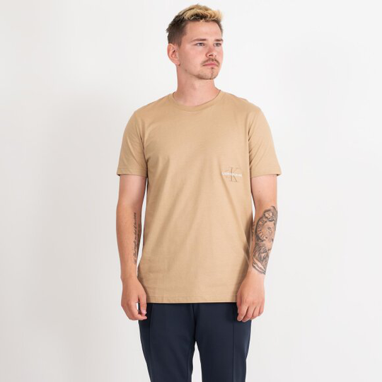 OFF PLACED TEE