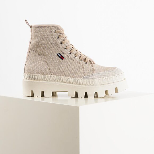 Tj flat boot